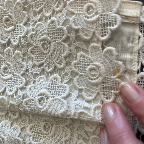 Vintage 1960’s lace top, medium - Picture 4 of 5